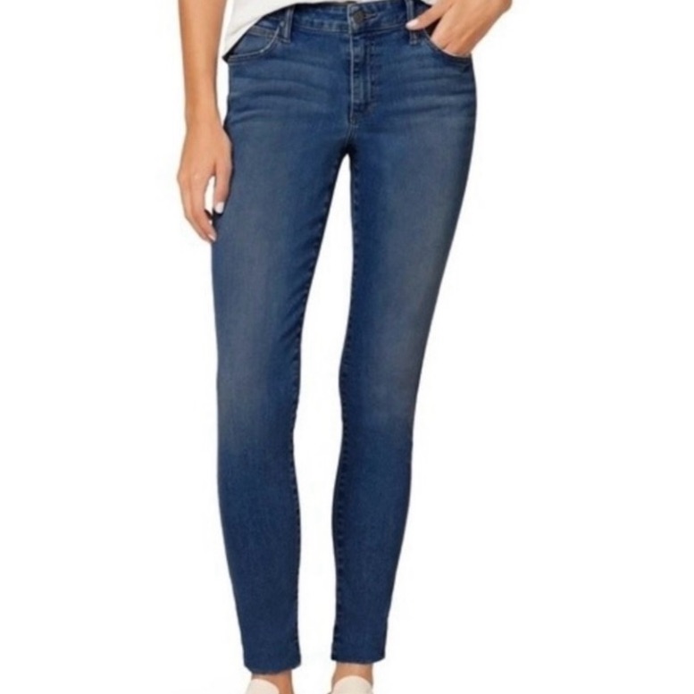 Joe's Jeans High Rise Straight Leg, “Cora” Wash, Size 31, Ankle Length